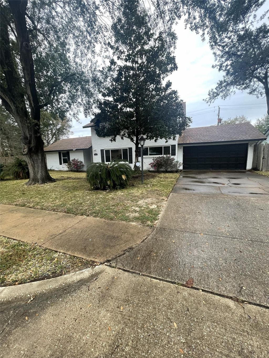 Photo of 10518 Moorberry Lane, Houston, TX 77043 (MLS # 76792256)