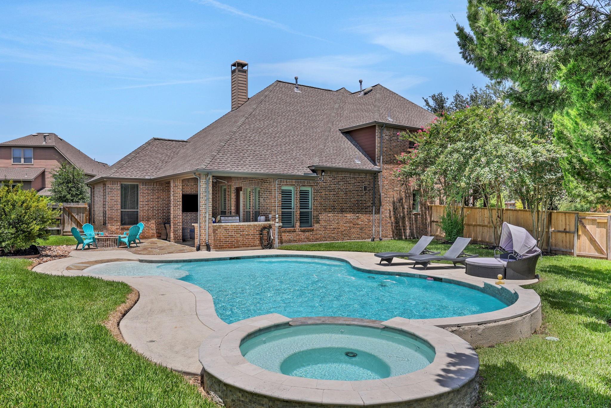 19111 Royal Cove Circle