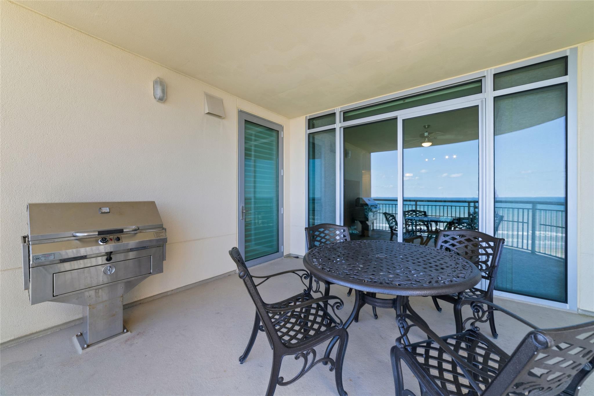 801 E Beach Drive TW1004