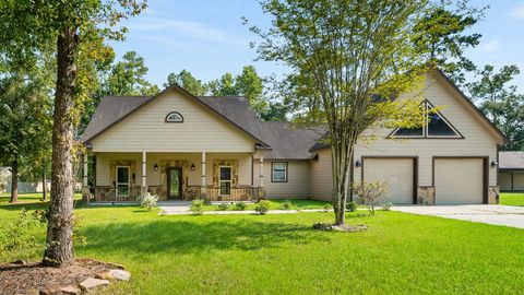Photo of 14742 Cypress Drive, Conroe, TX 77302 (MLS # 63323338)