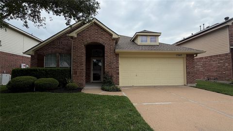 Photo of 17907 Treemont Landing, Houston, TX 77084 (MLS # 34174300)