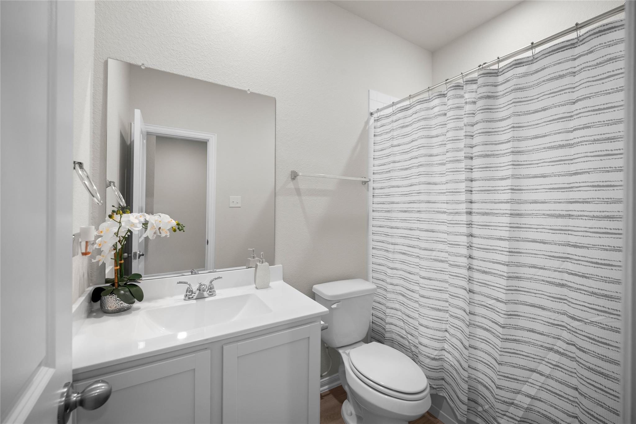 8223 Rose Quartz Dr
