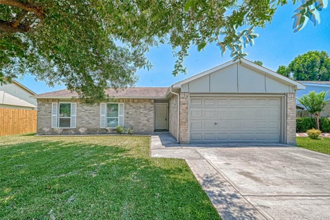 Photo of 14538 Dartwood Drive, Houston, TX 77049 (MLS # 30625937)