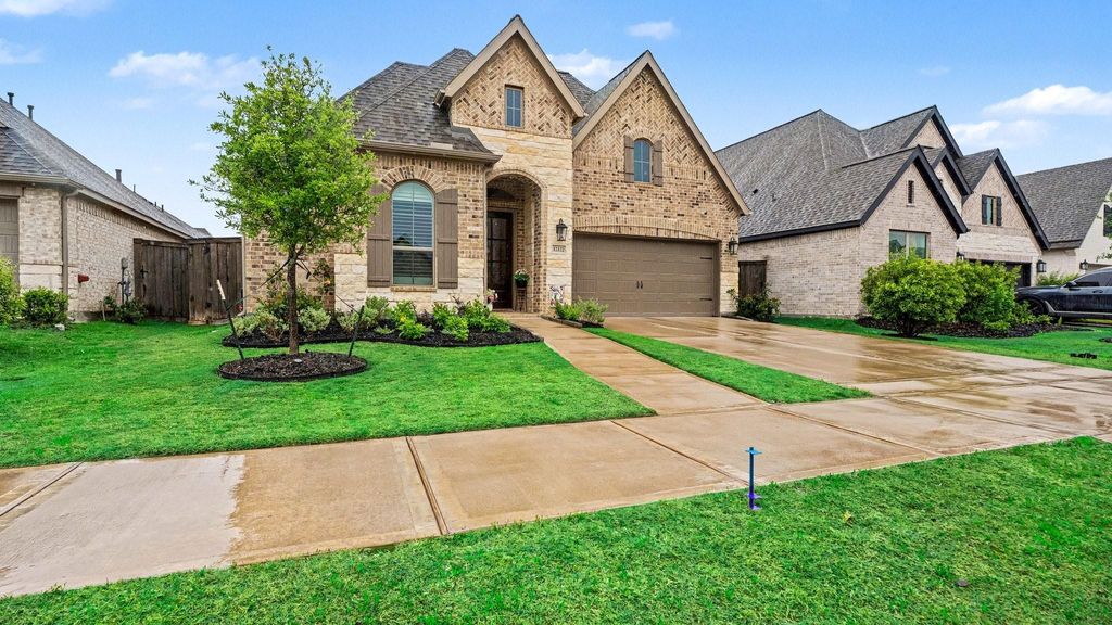 Photo of 12322 Palmetto Drive, Mont Belvieu, TX 77523 (MLS # 22313696)