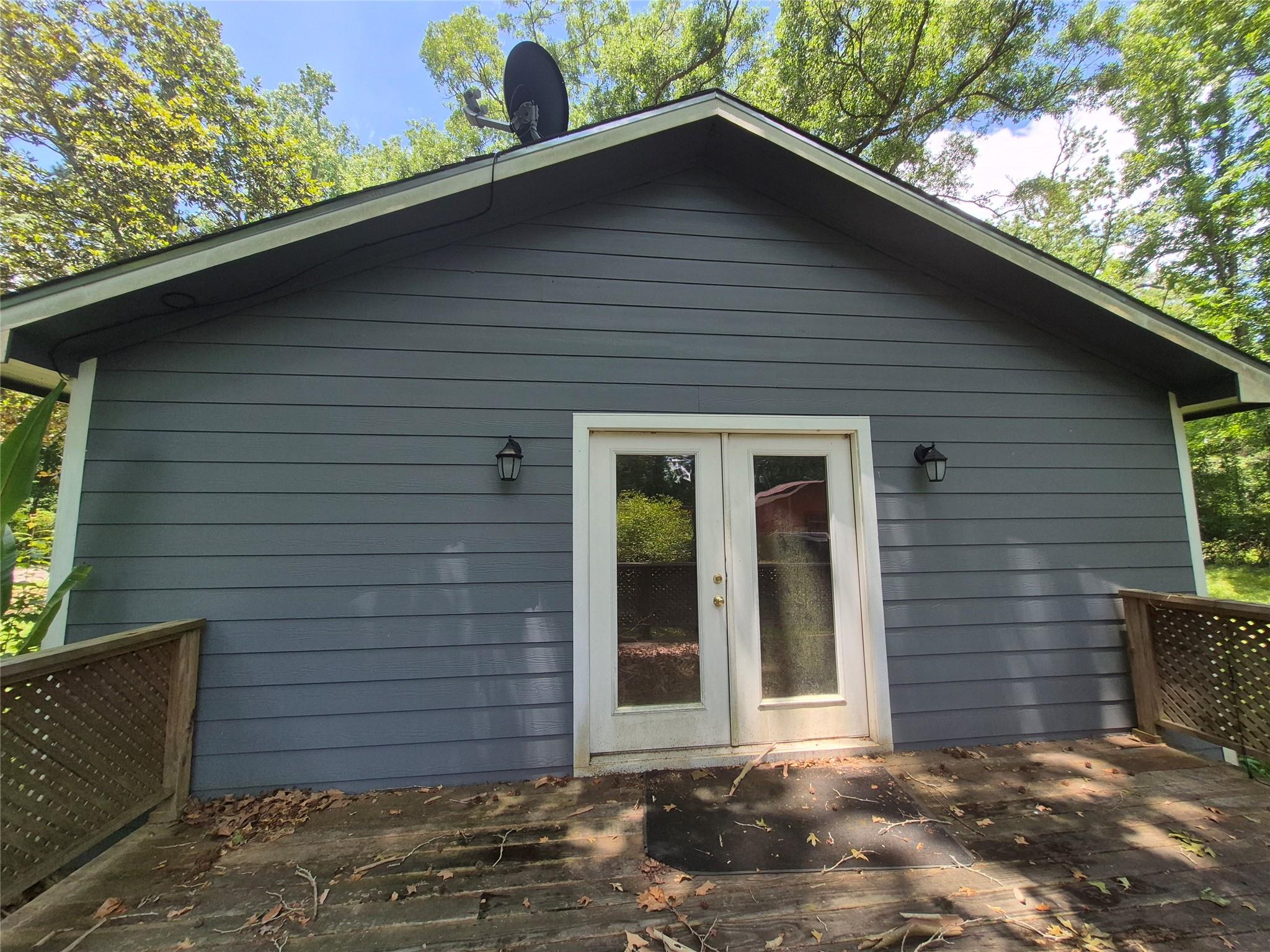 6197 County Road 2252