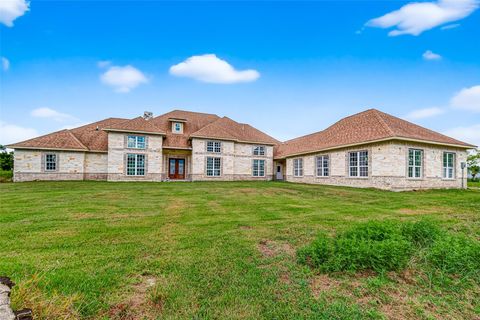 1013 Battlebell Road Highlands TX 77562