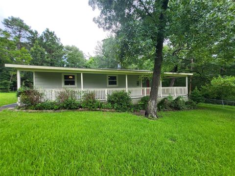 Photo of 30 Ridge Creek Drive, Coldspring, TX 77331 (MLS # 61632609)