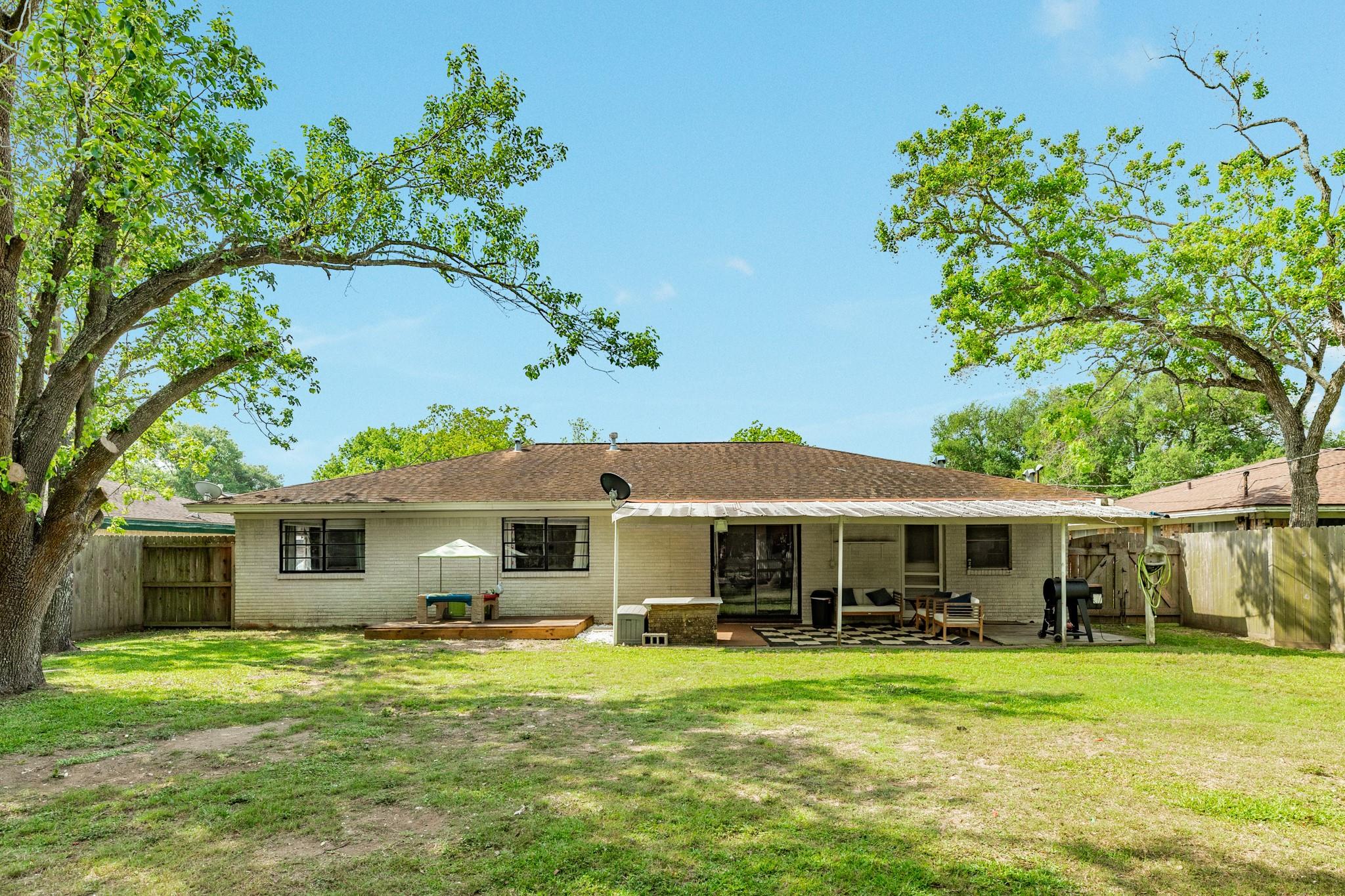 621 Southside Drive