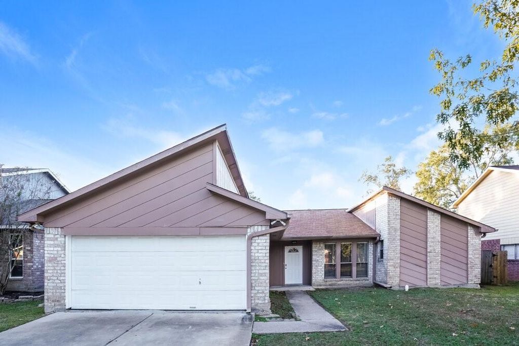 Photo of 20117 Dawn Mist Drive, Humble, TX 77346 (MLS # 82896716)