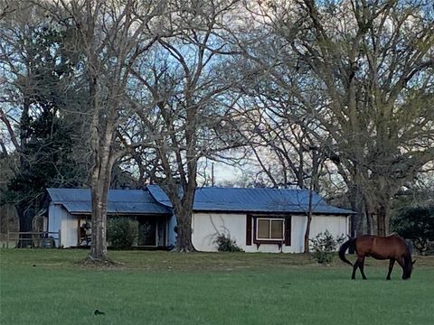 18133 Fm 1774 Plantersville TX 77363