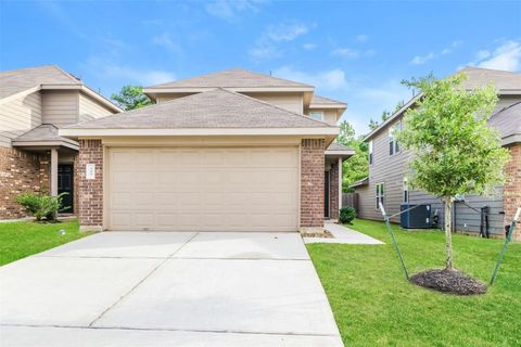 Photo of 352 Upper Creek Drive, Willis, TX 77378 (MLS # 61606514)