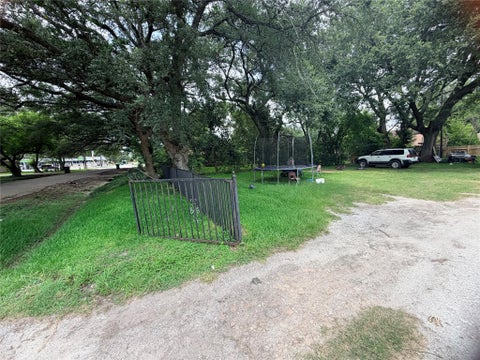 Photo of 1207 Pirtle Street, Galveston, TX 77568 (MLS # 6692414)