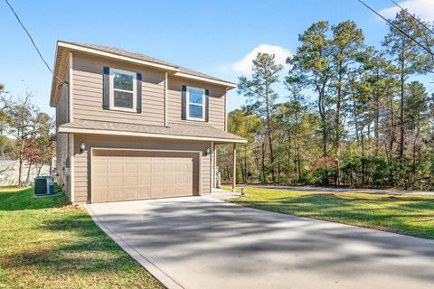 Photo of 15678 Holly Drive, Montgomery, TX 77356 (MLS # 60412140)