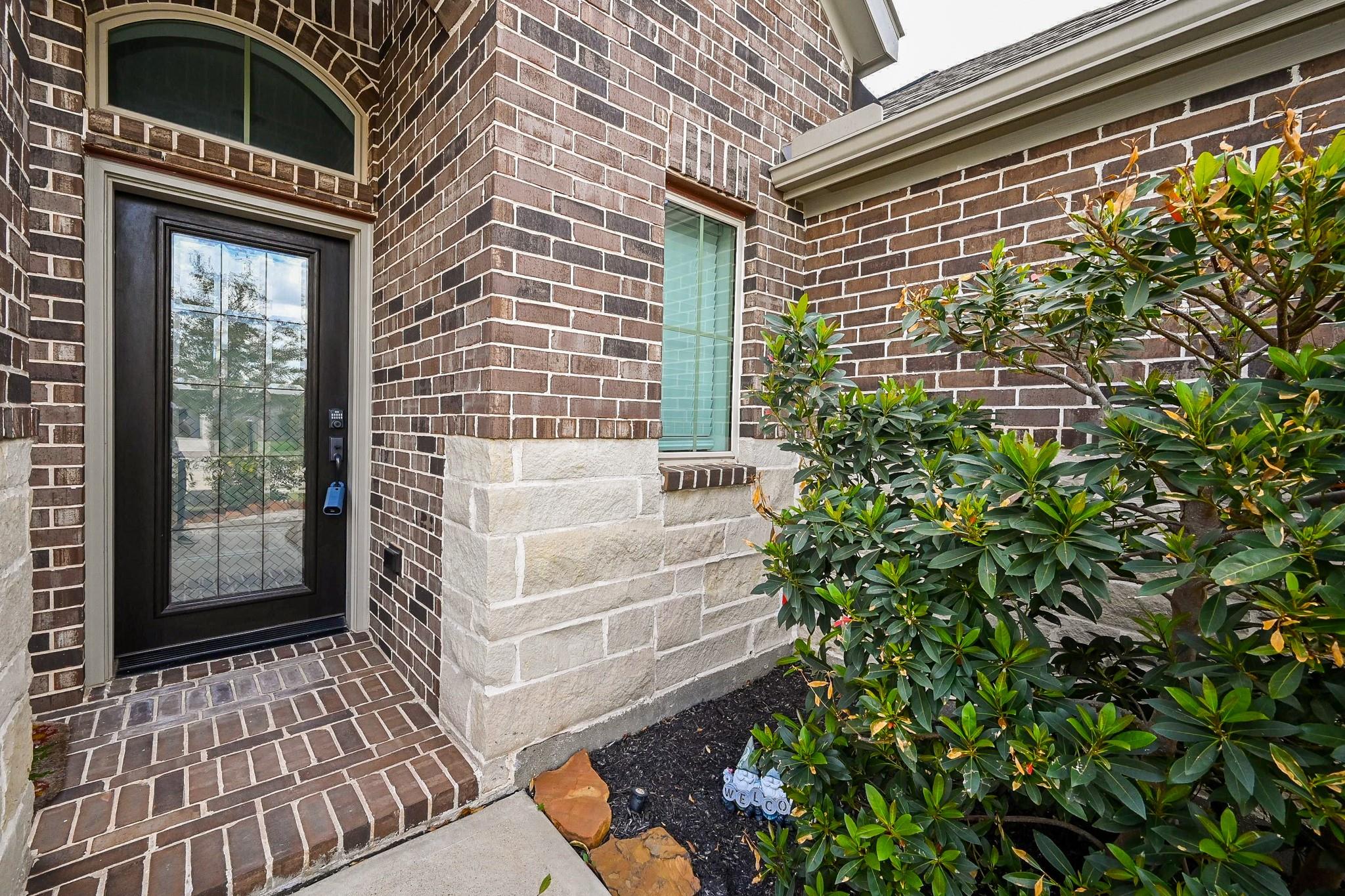 29331 Mesquite Oaks Drive