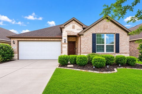 Photo of 2327 Cherrington Woods Lane, Richmond, TX 77469 (MLS # 11080998)