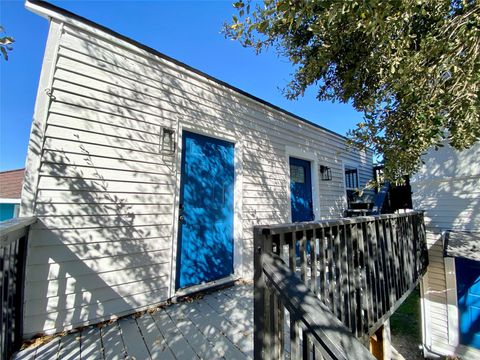 Photo of 2001 29th #Rear, Galveston, TX 77550 (MLS # 12839486)