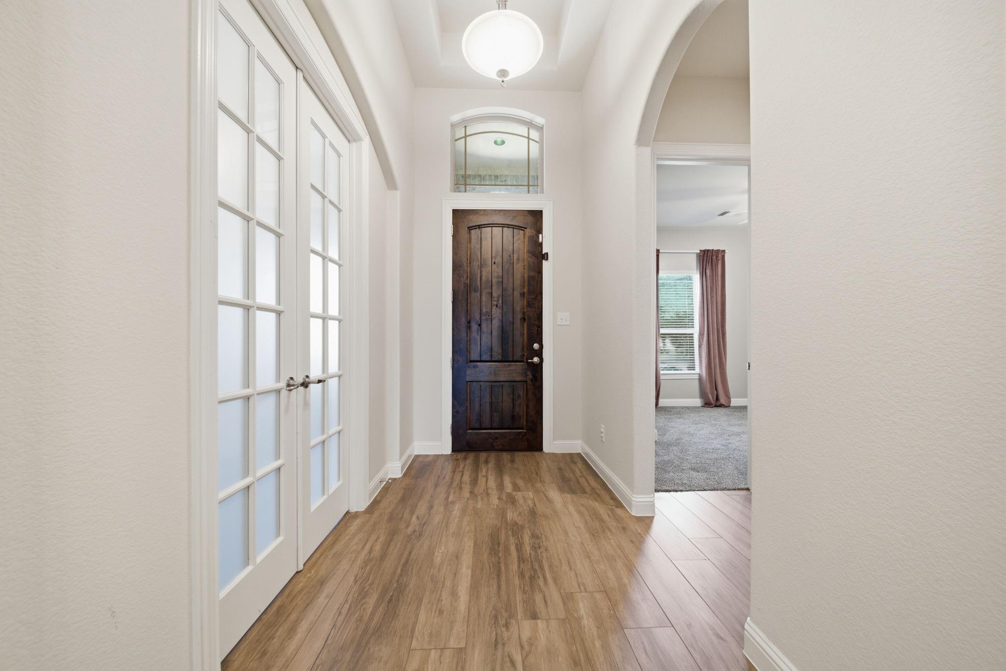 10243 S Goshawk Trail