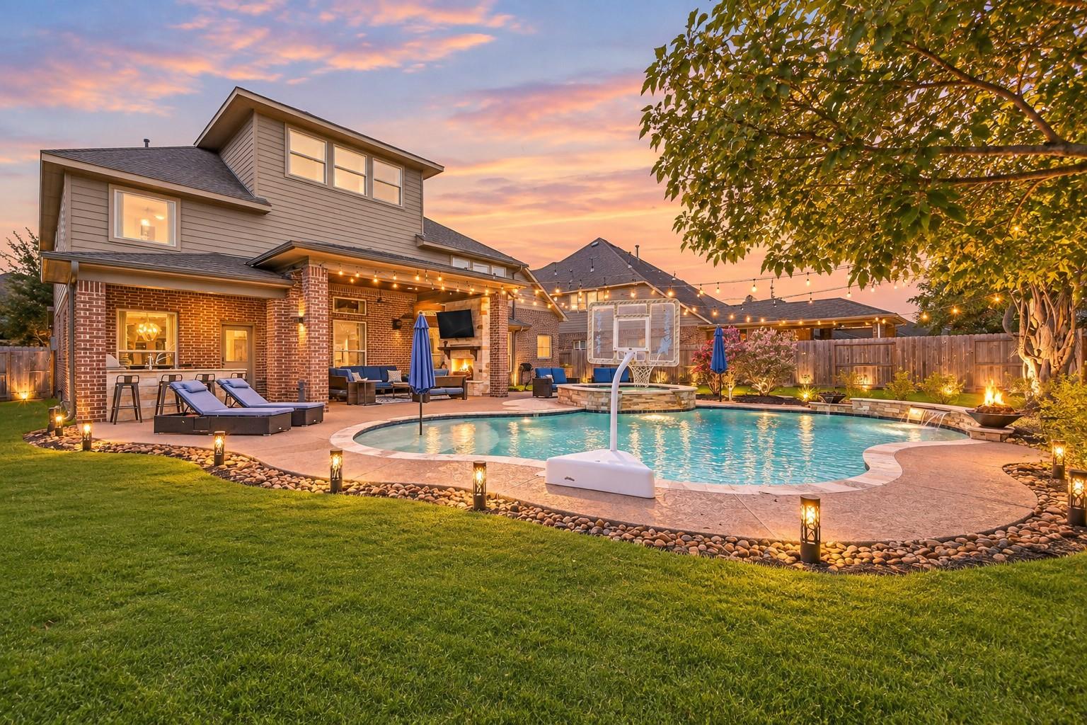 2433 Prairie Mist Lane