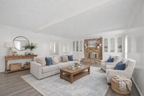 Photo of 7611 Theisswood Road, Spring, TX 77379 (MLS # 71566370)