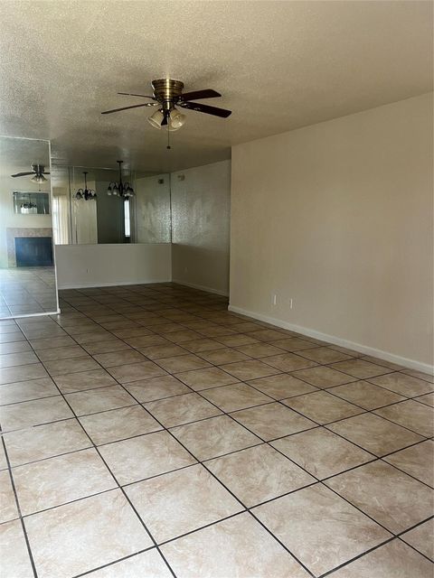 Photo of 9700 Leawood Boulevard #1113, Houston, TX 77099 (MLS # 65531197)