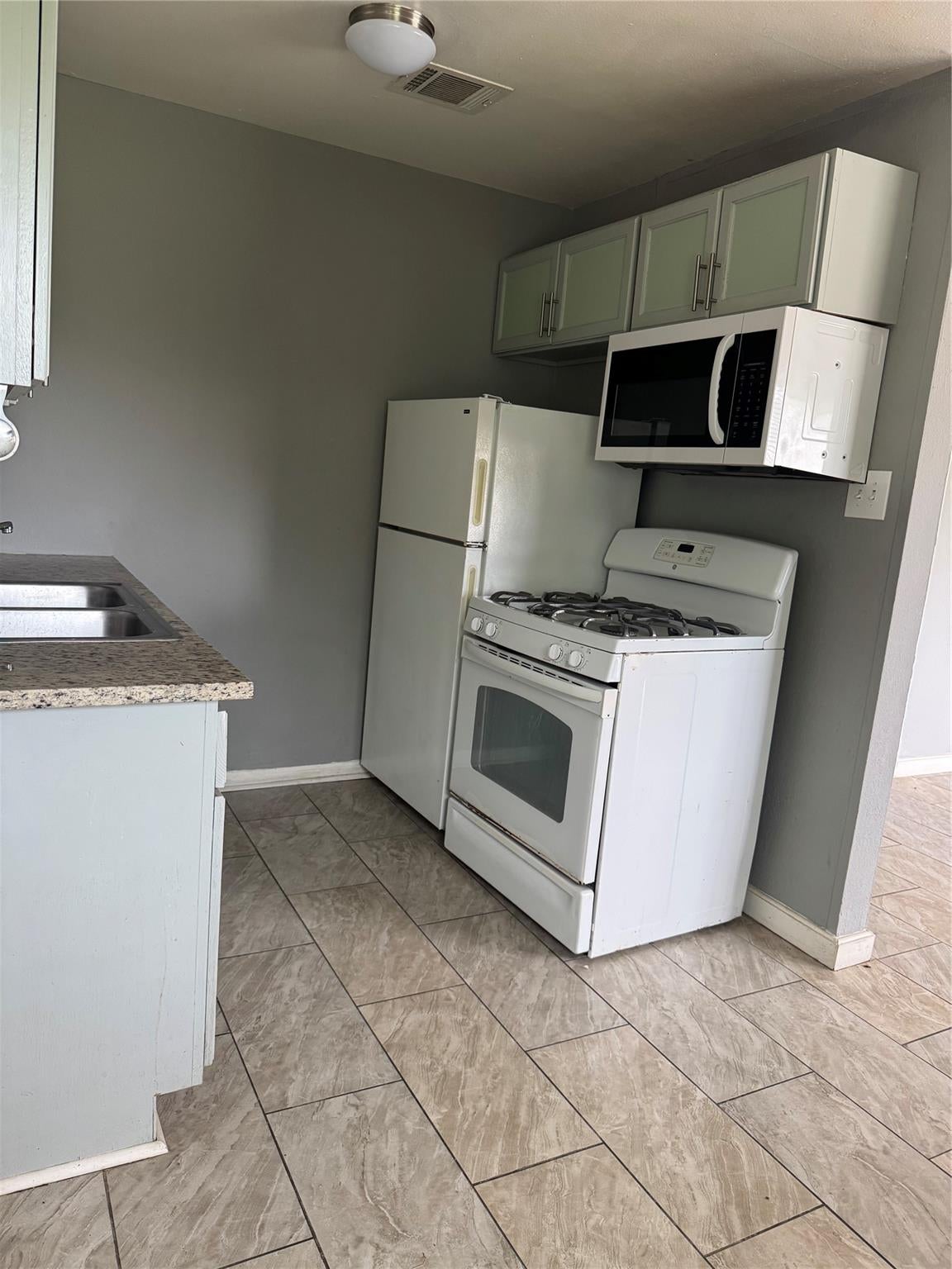 604 Wilson Road 8
