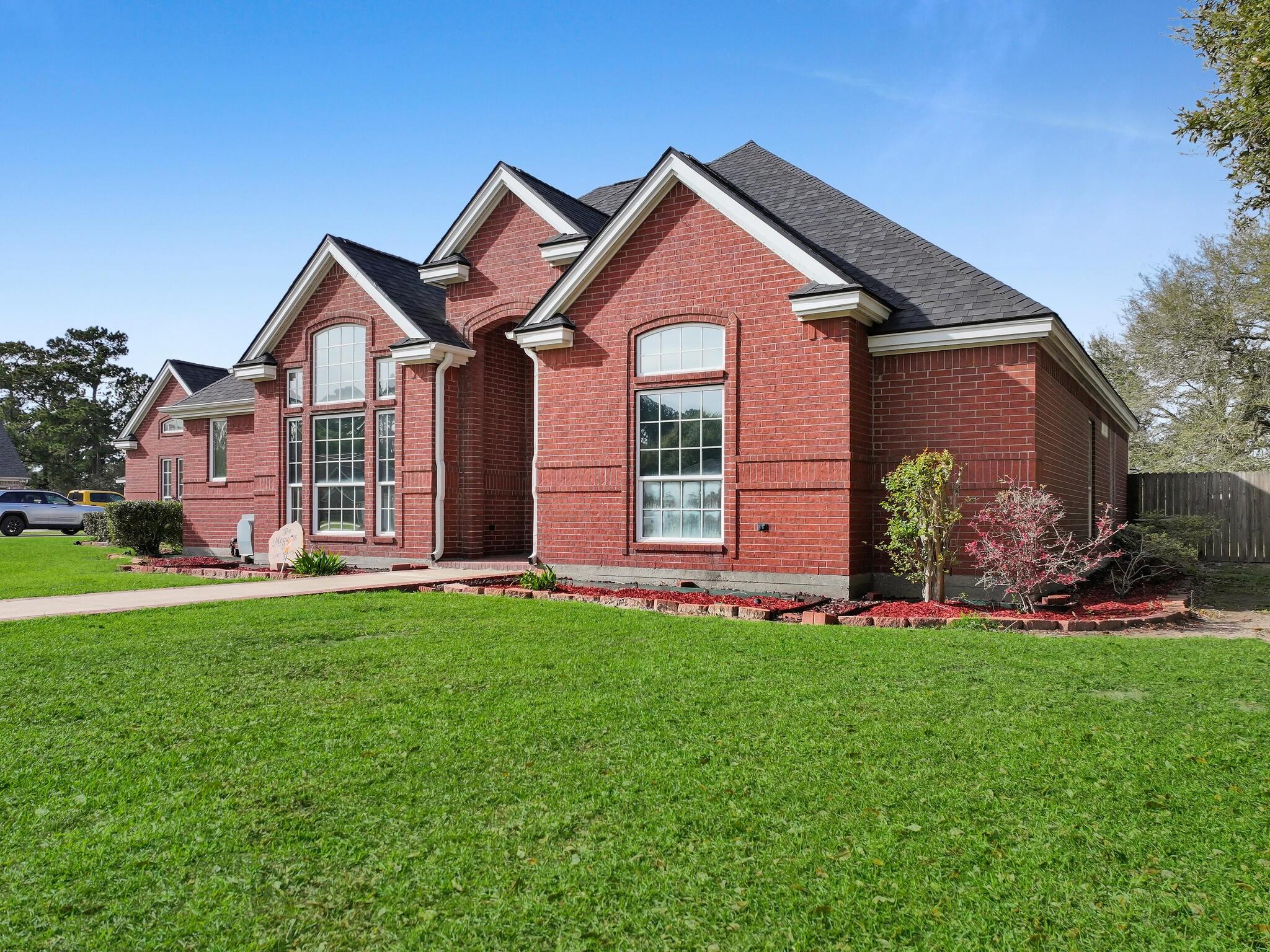 520 Meadow Lane