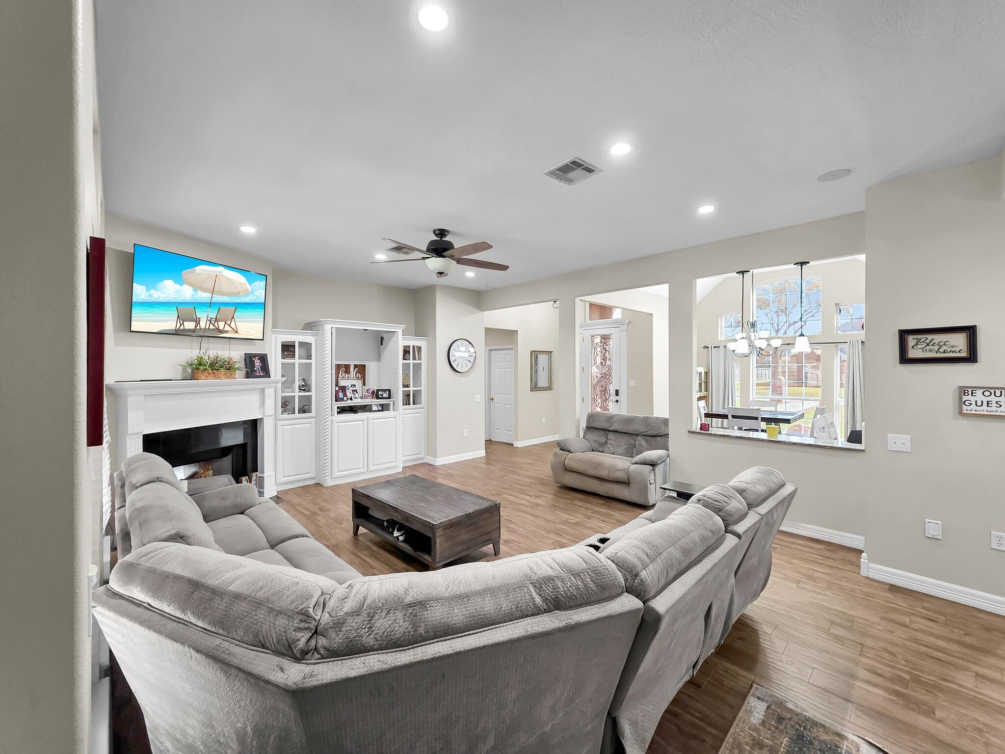 520 Meadow Lane