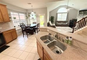 6114 Hollydale Ridge Lane