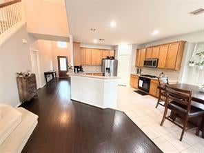 6114 Hollydale Ridge Lane