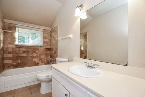 Tiny photo for 10910 Sagevale Lane, Houston, TX 77089 (MLS # 56689290)