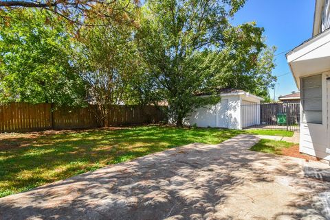 Tiny photo for 10910 Sagevale Lane, Houston, TX 77089 (MLS # 56689290)