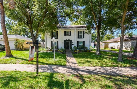 Tiny photo for 10910 Sagevale Lane, Houston, TX 77089 (MLS # 56689290)