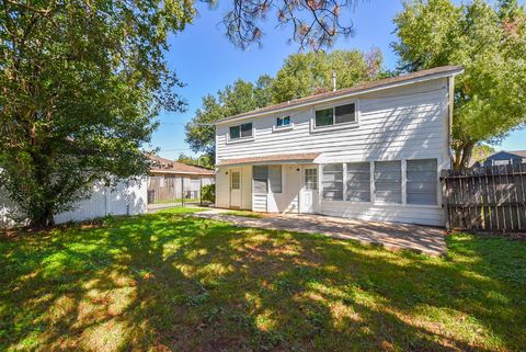 Tiny photo for 10910 Sagevale Lane, Houston, TX 77089 (MLS # 56689290)