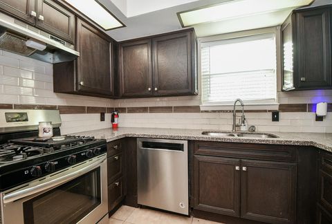 Tiny photo for 10910 Sagevale Lane, Houston, TX 77089 (MLS # 56689290)