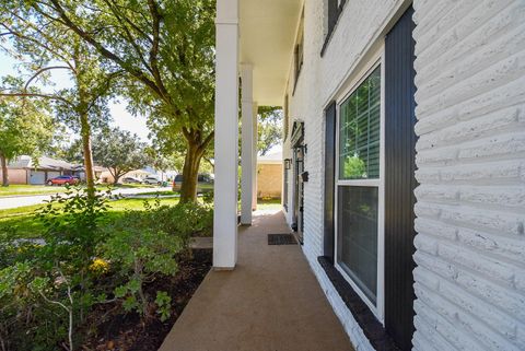 Tiny photo for 10910 Sagevale Lane, Houston, TX 77089 (MLS # 56689290)