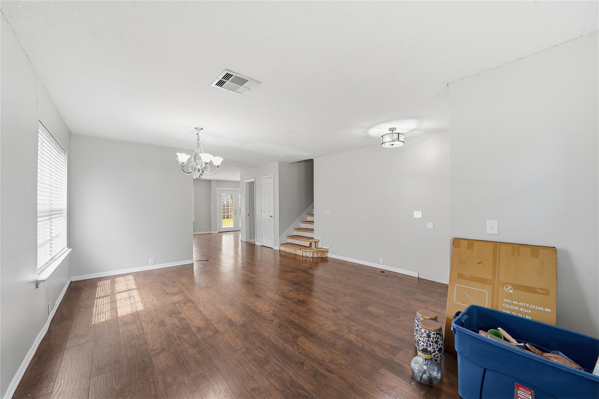 5915 Baldwin Elm Street