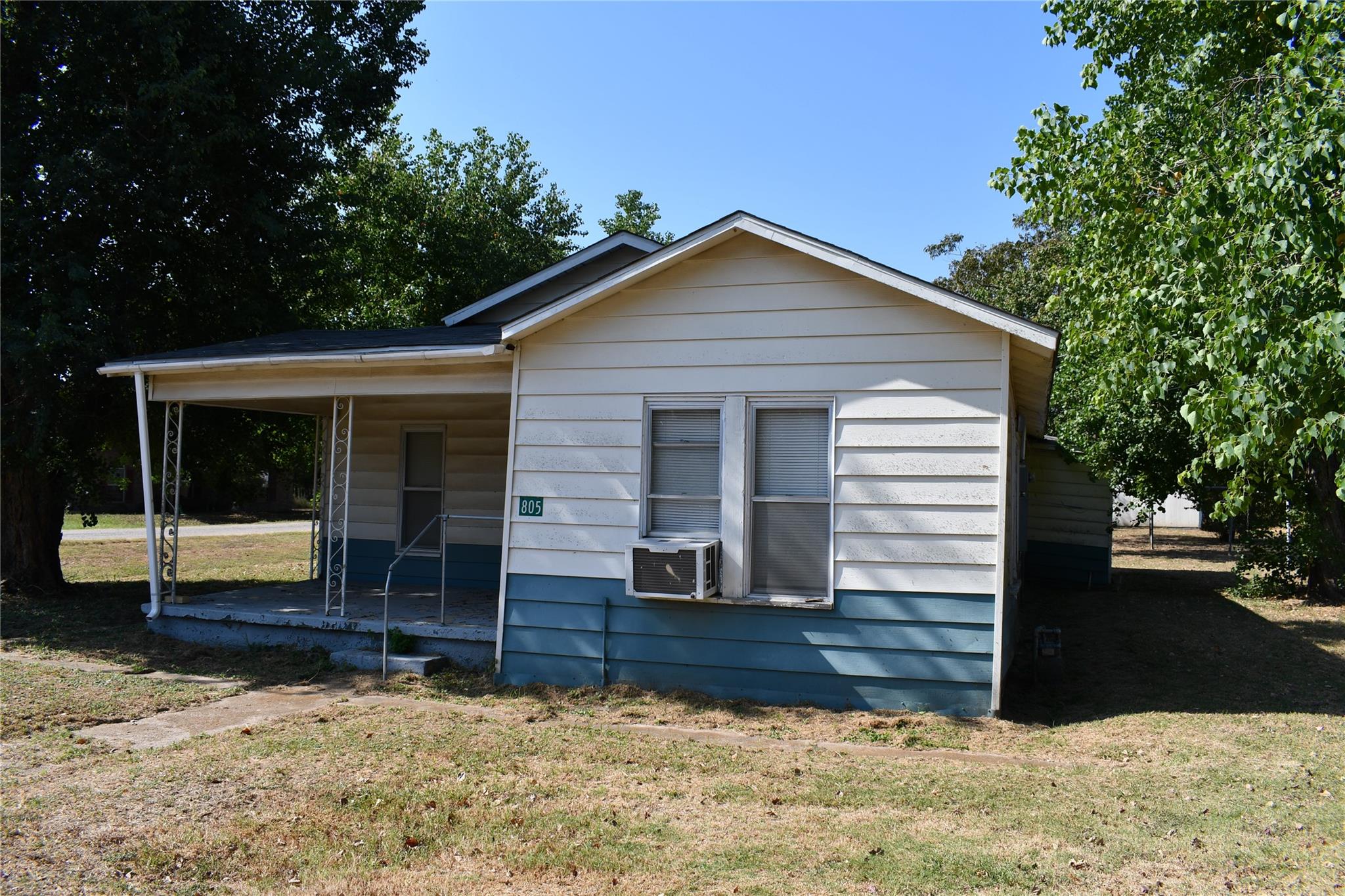 805 Caldwell Street
