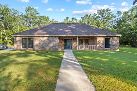 Photo of 620 Easterwood Street, Vidor, TX 77662 (MLS # 50649427)