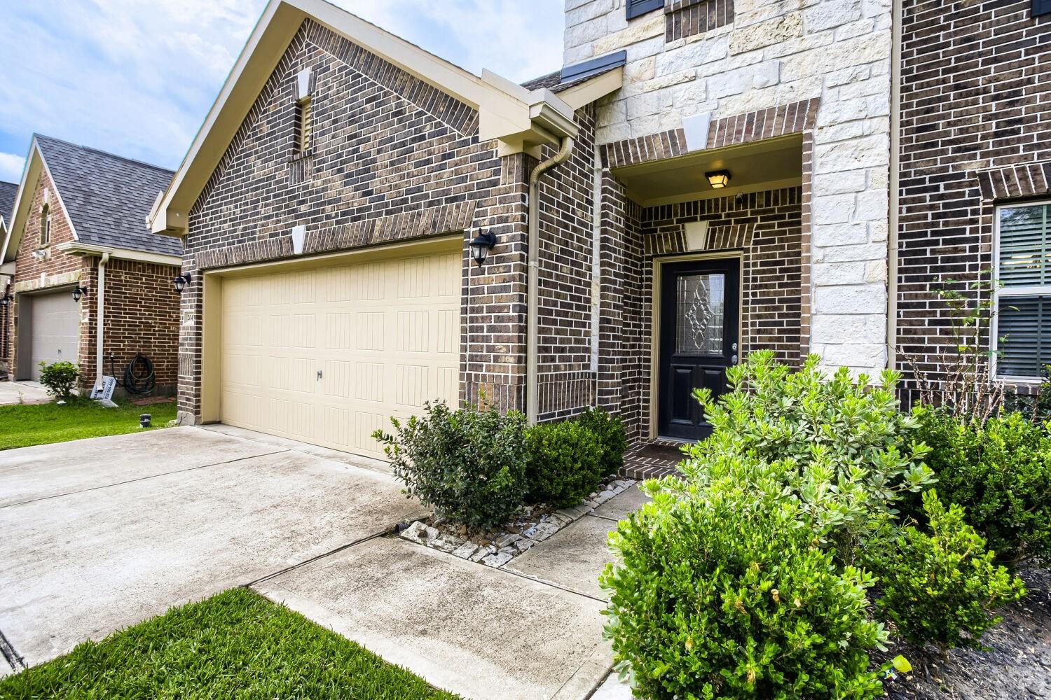 20431 Alpine Meadow Place