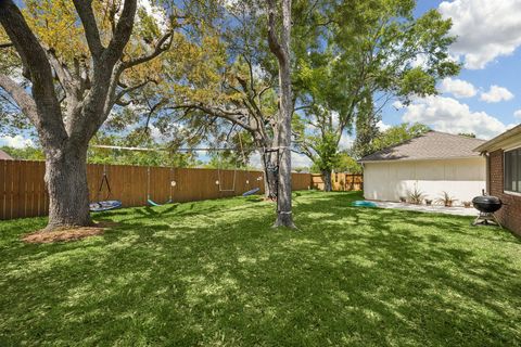 Tiny photo for 15114 Greenleaf Lane, Houston, TX 77062 (MLS # 10192537)