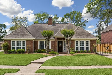 Tiny photo for 15114 Greenleaf Lane, Houston, TX 77062 (MLS # 10192537)