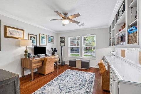 Tiny photo for 15114 Greenleaf Lane, Houston, TX 77062 (MLS # 10192537)