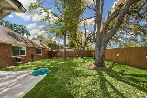 Tiny photo for 15114 Greenleaf Lane, Houston, TX 77062 (MLS # 10192537)