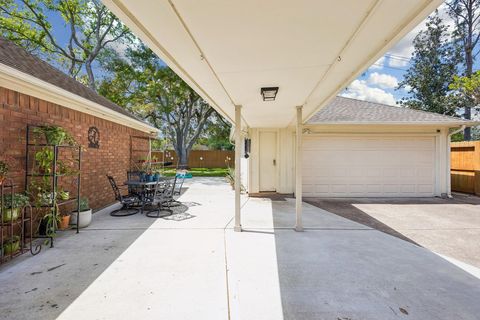 Tiny photo for 15114 Greenleaf Lane, Houston, TX 77062 (MLS # 10192537)