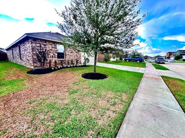 5515 Kingston Crest Lane