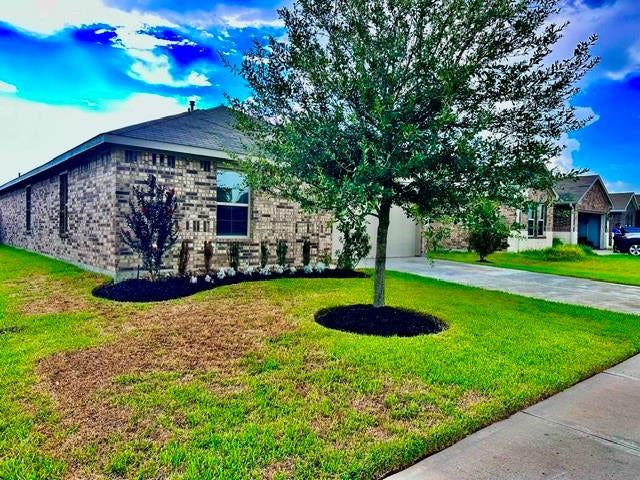 5515 Kingston Crest Lane