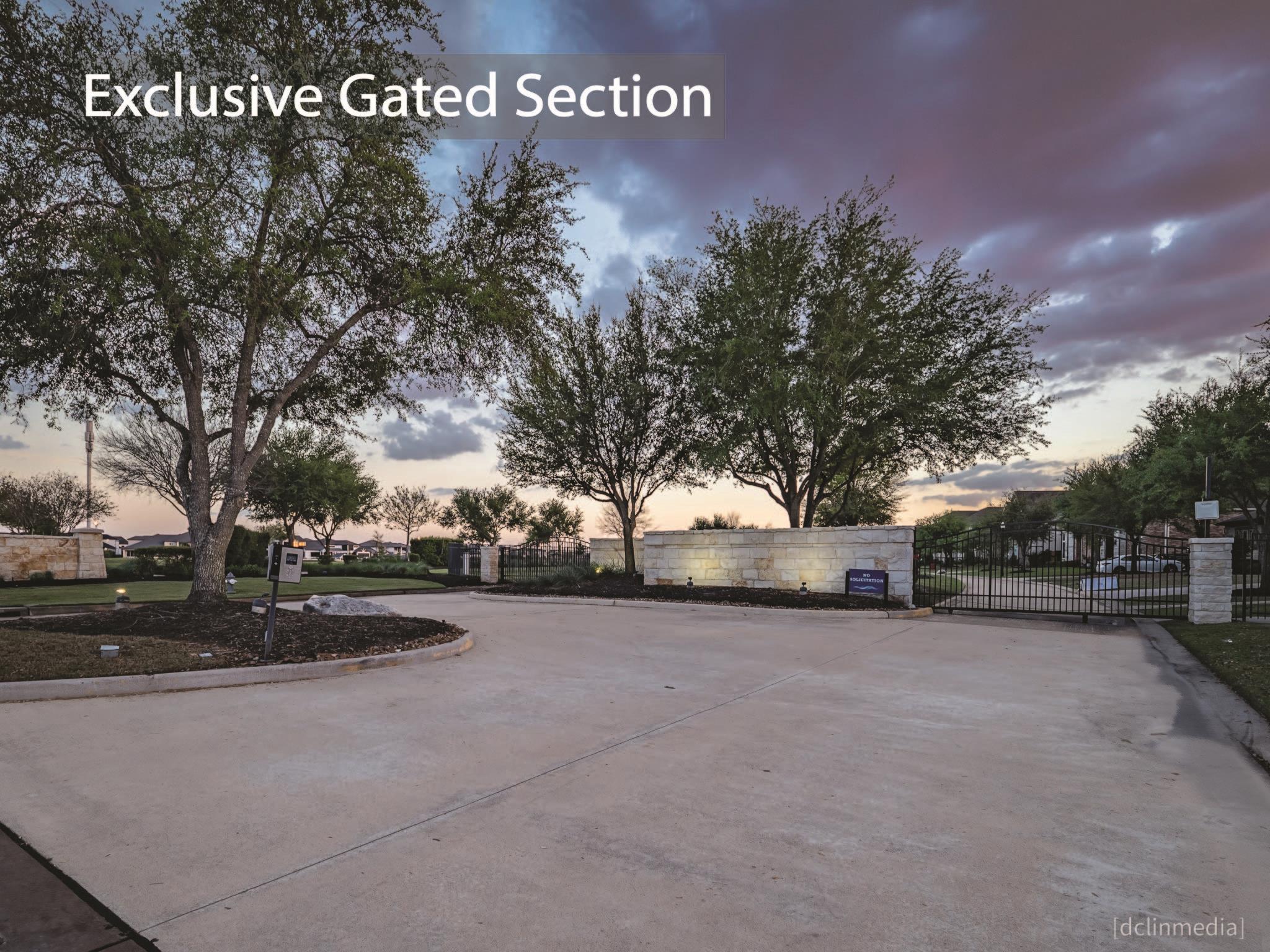 10507 S Sunrise Shores Lane