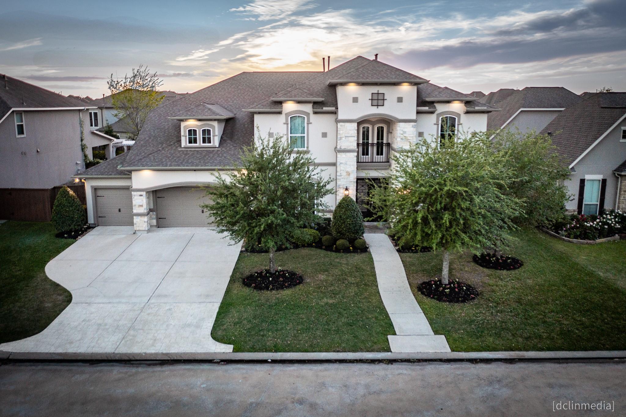 10507 S Sunrise Shores Lane