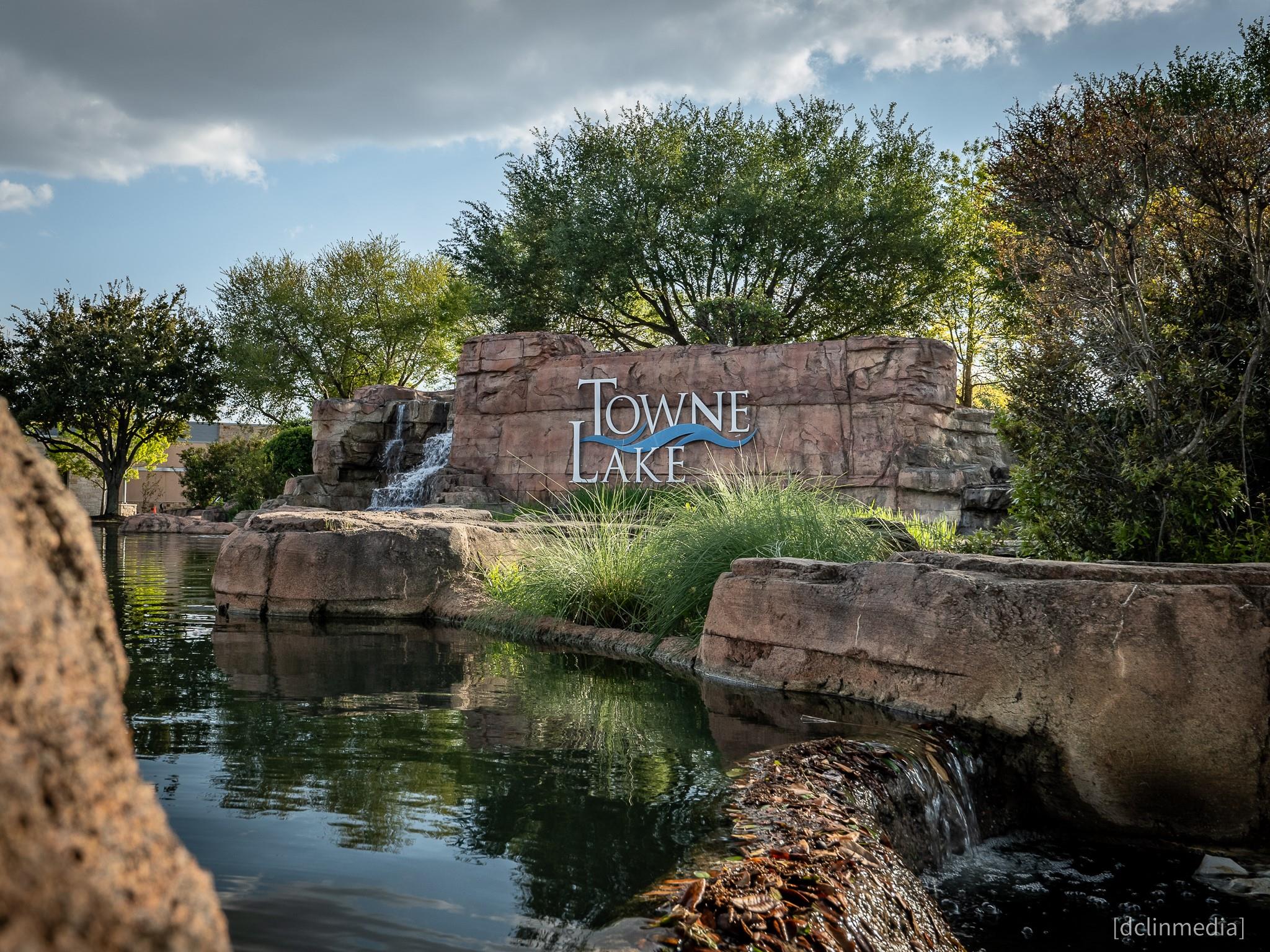 10507 S Sunrise Shores Lane