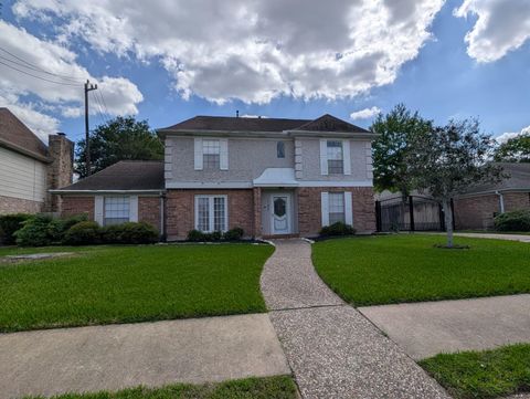 Photo of 11807 Highgrove Drive, Houston, TX 77077 (MLS # 42731132)